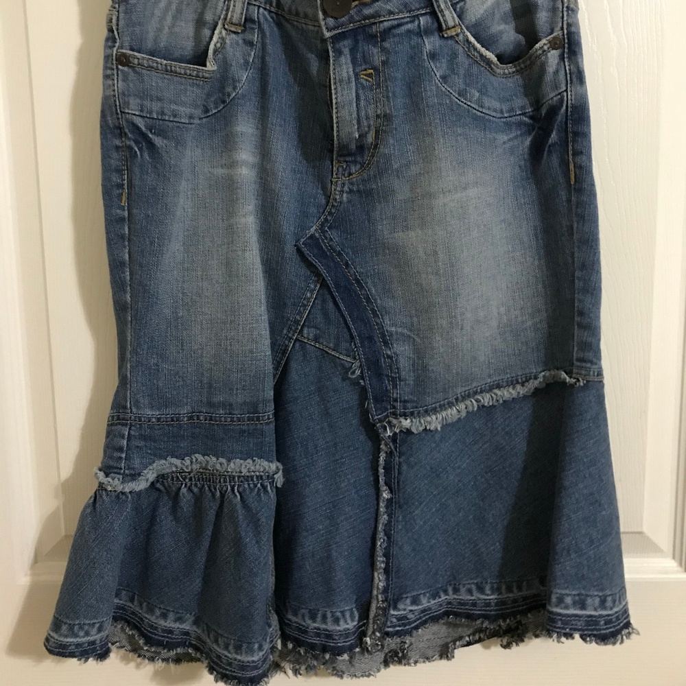 Denim Ruffled Skirt - Sz 27